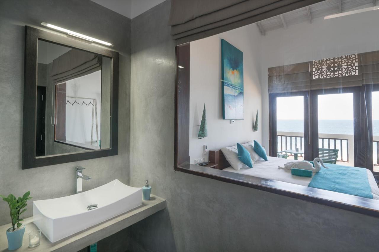 היקדואה At Ease Beach Hotel מראה חיצוני תמונה